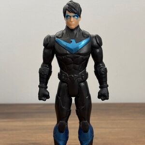 2019 Mattel DC Comics Batman Robin Missions NIGHTWING 6" Action Figure Toy